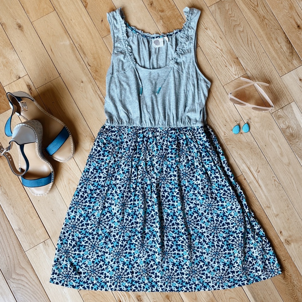 HP x2 ⭐️ Sleeveless Summer Dress